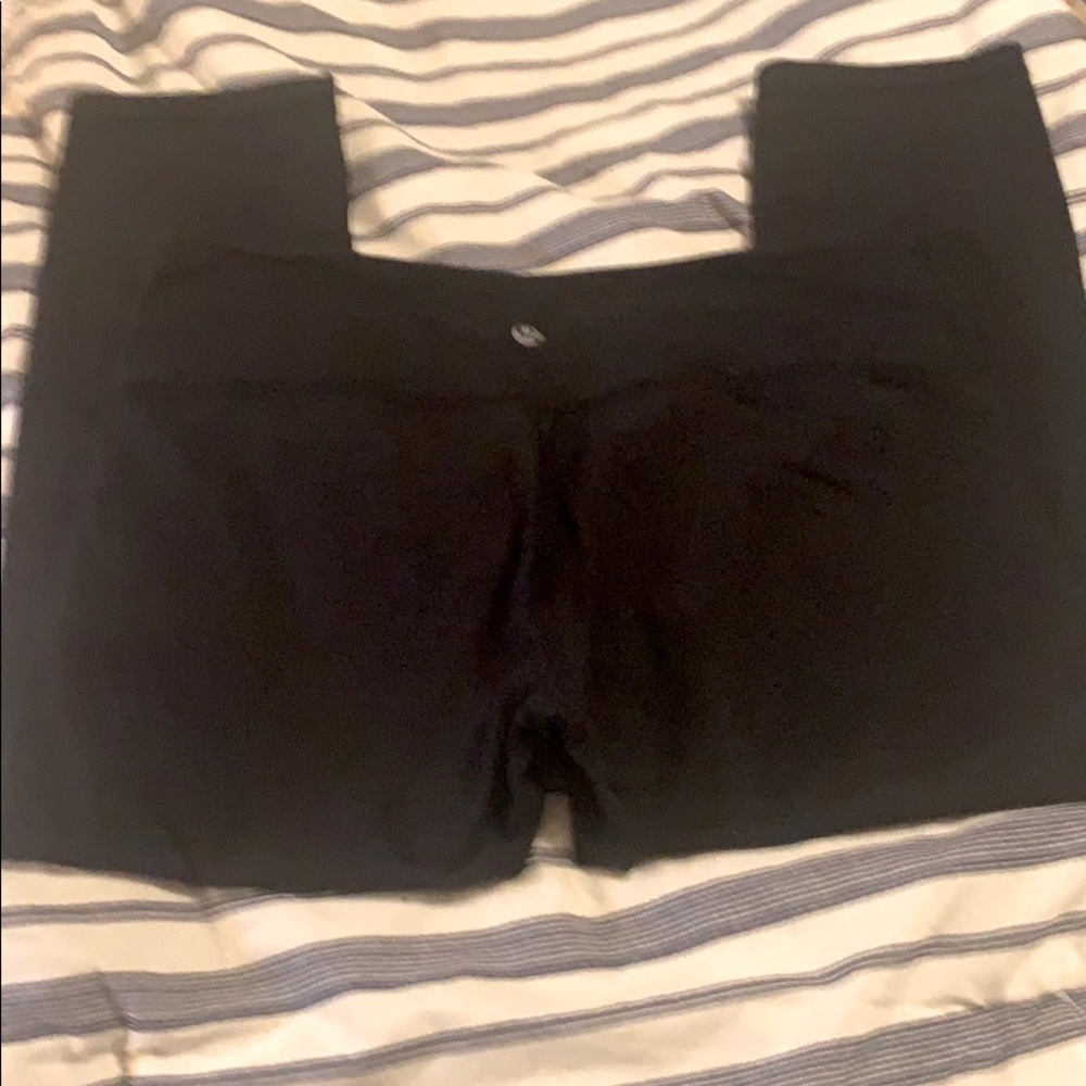 Lululemon Black capr